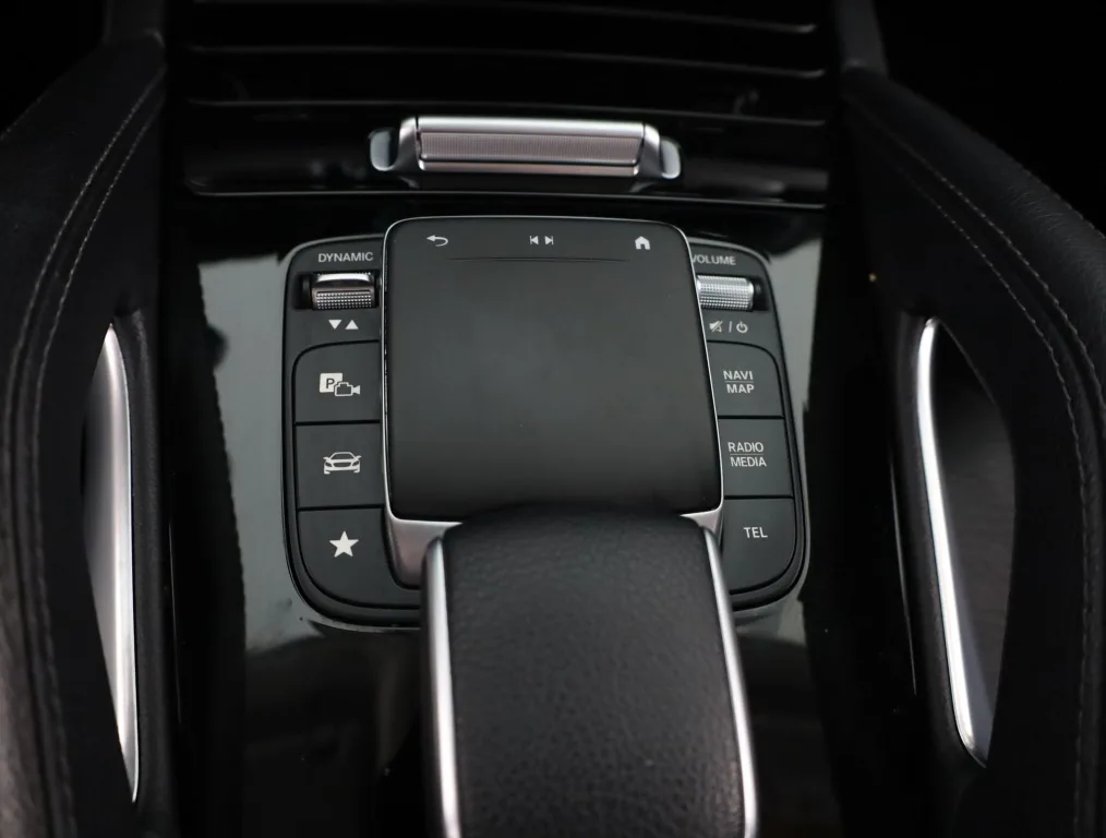 Mercedes-Benz GLE 300 d 4MATIC, Foto 18 von 25