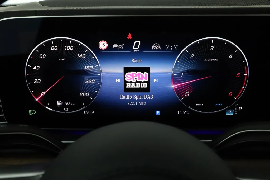 Mercedes-Benz GLS 450 d 4MATIC, Foto 15 von 33