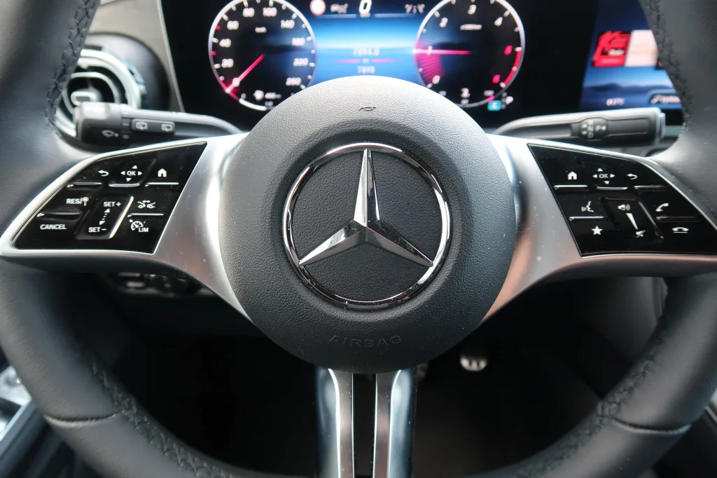 Mercedes-Benz V 250 d, Foto 20 von 26