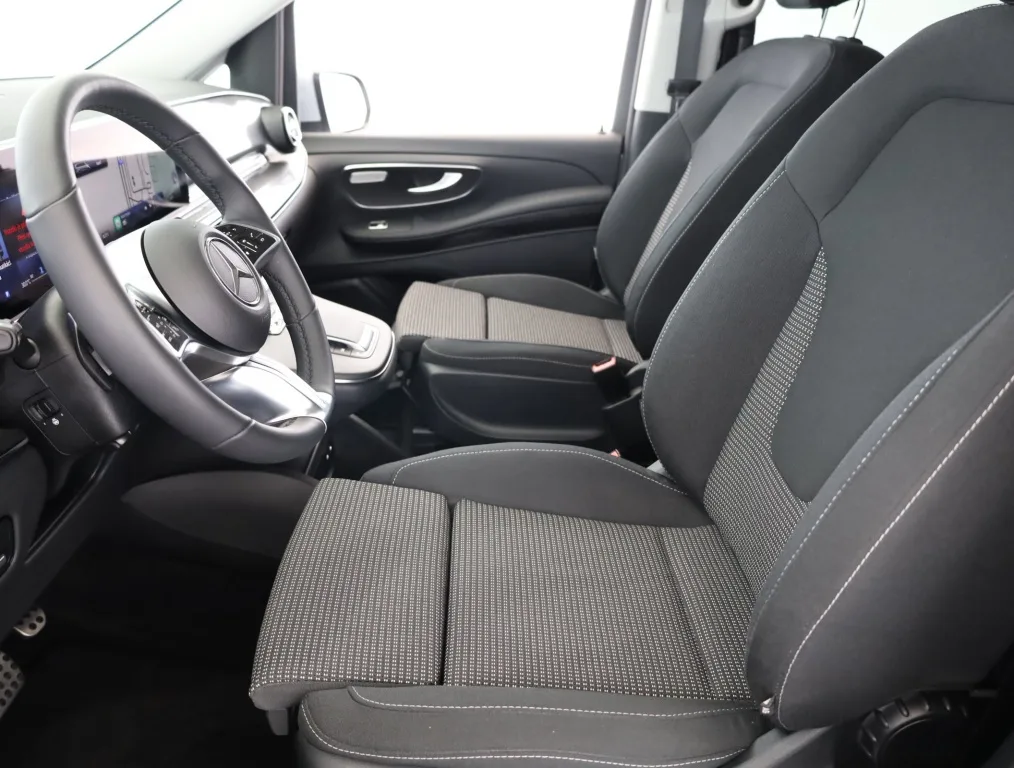 Mercedes-Benz V 220 d 4MATIC, Foto 3 von 26
