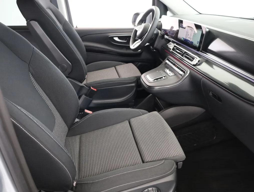 Mercedes-Benz V 220 d 4MATIC, Foto 11 von 26