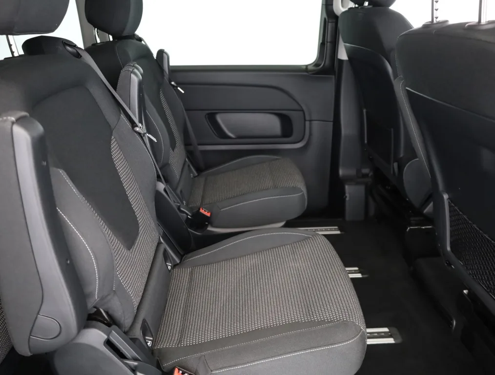Mercedes-Benz V 220 d 4MATIC, Foto 12 von 26