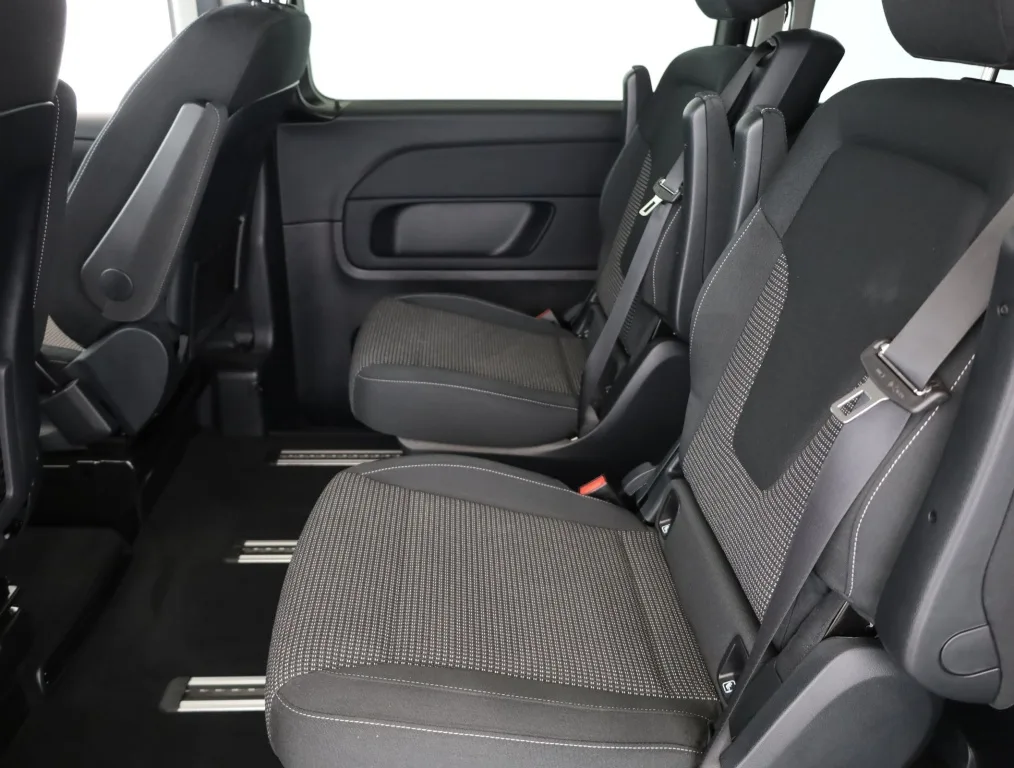 Mercedes-Benz V 220 d 4MATIC, Foto 13 von 26