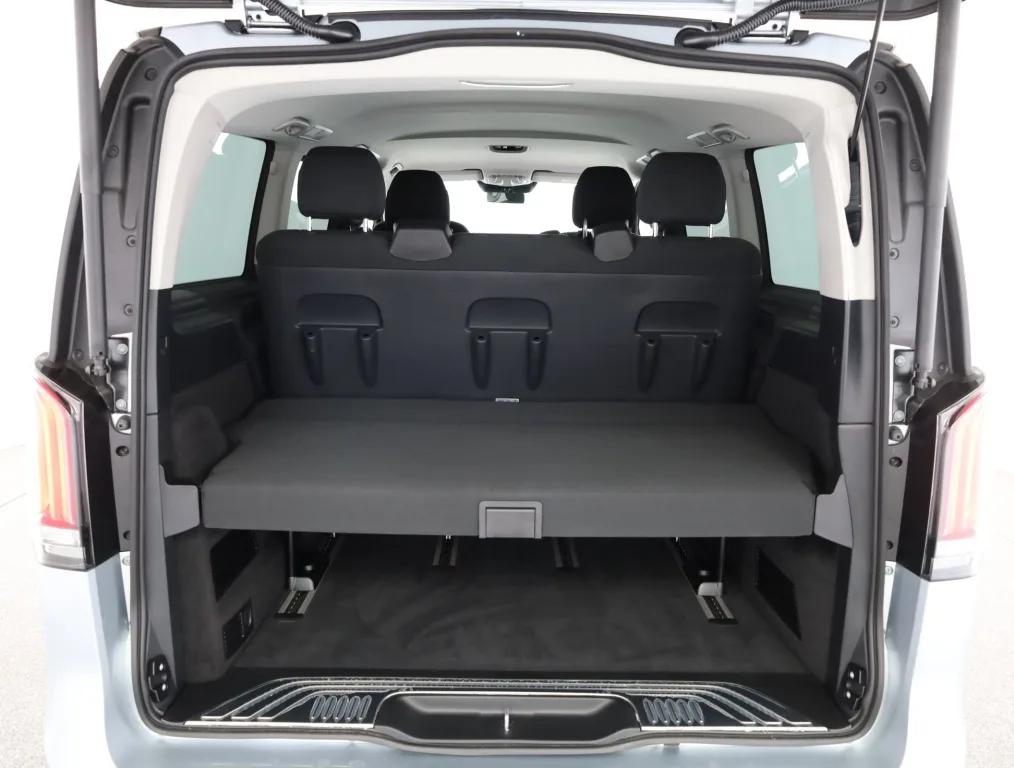 Mercedes-Benz V 220 d 4MATIC, Foto 24 von 26