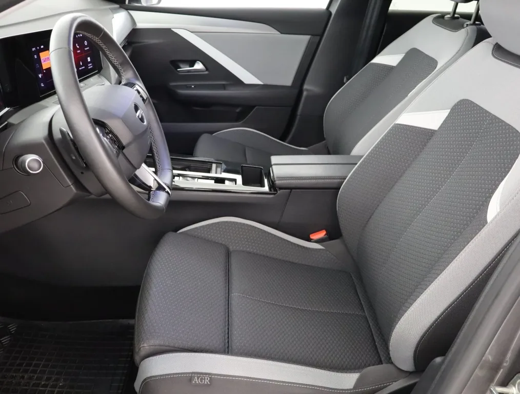 Opel Astra Sports Tourer 1.5 Diesel, Foto 3 von 17