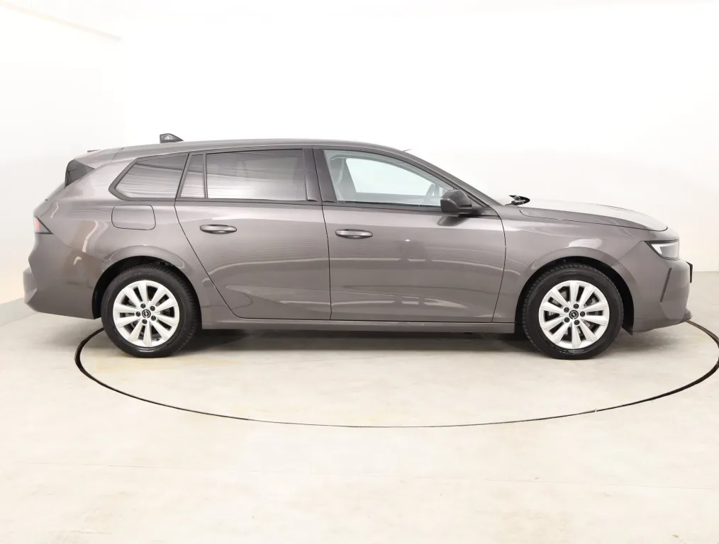 Opel Astra Sports Tourer 1.5 Diesel, Foto 10 von 17