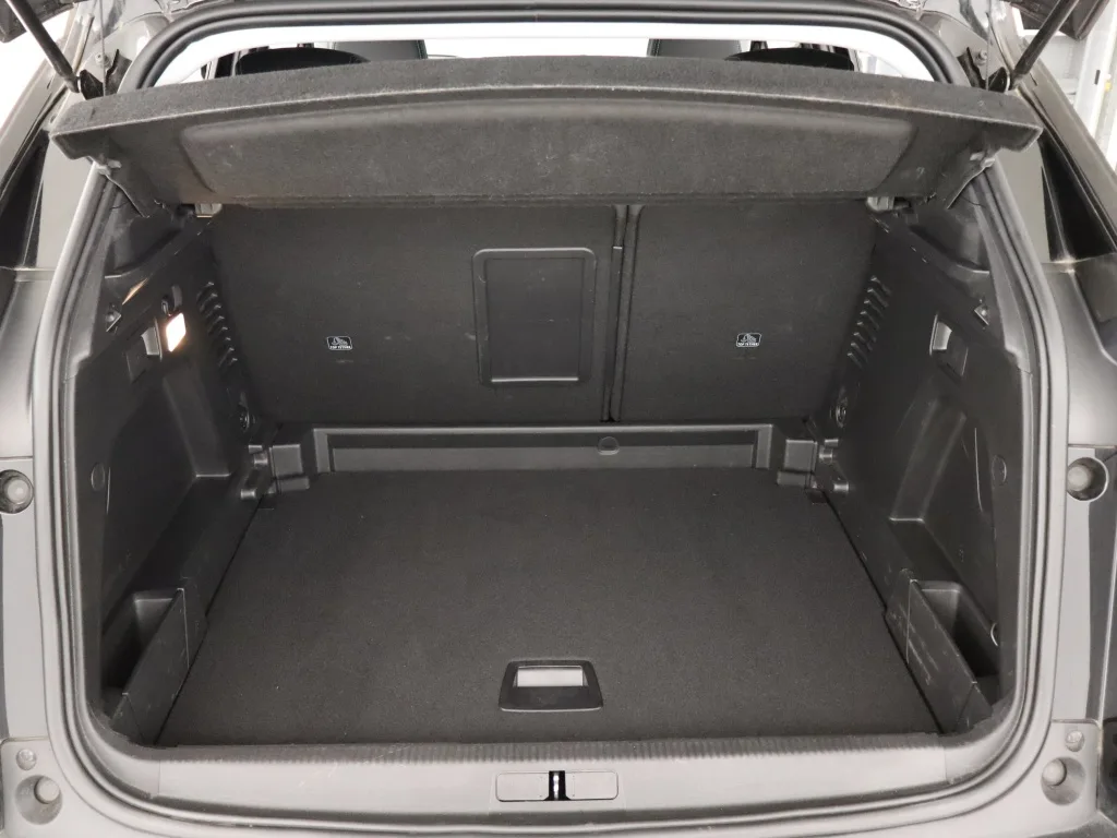 Peugeot 3008 BlueHDi 130, Foto 17 von 22