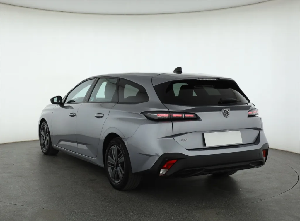 Peugeot 308 SW BlueHDi 130, Foto 4 von 25