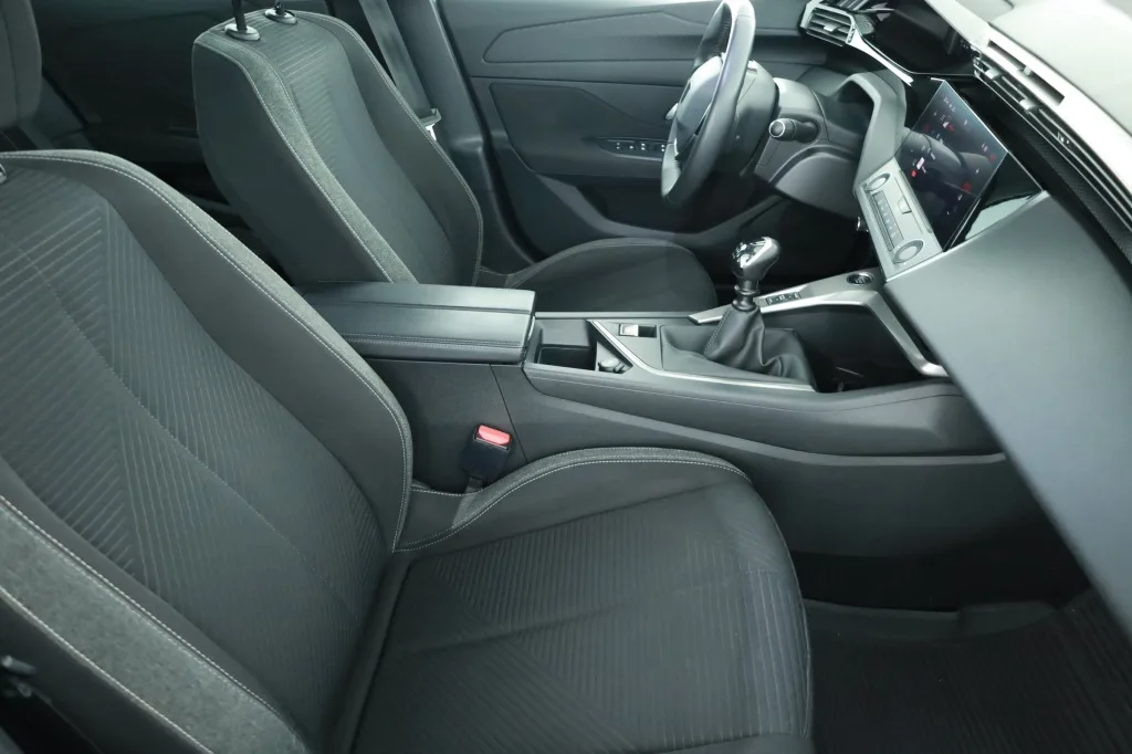 Peugeot 308 SW BlueHDi 130, Foto 11 von 25