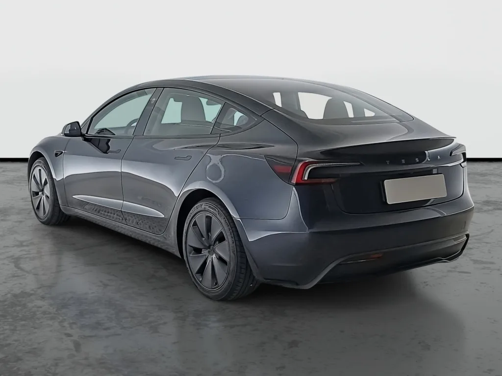 Tesla Model 3 Standard Range, Foto 4 von 35