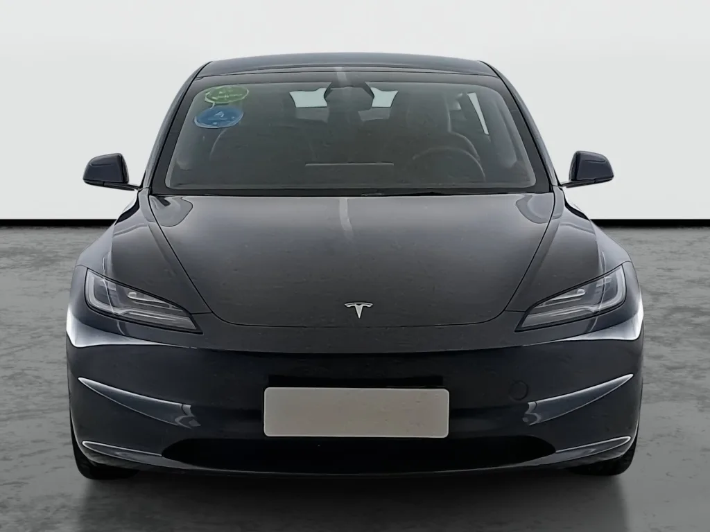 Tesla Model 3 Standard Range, Foto 6 von 35