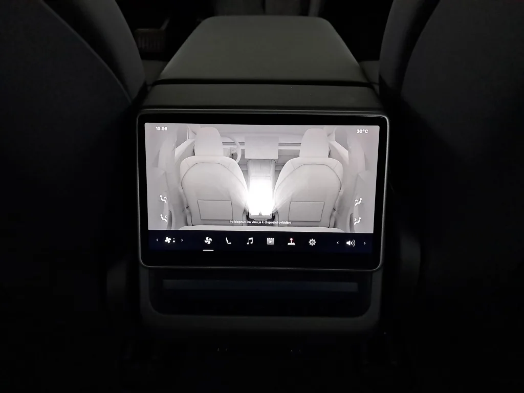 Tesla Model 3 Standard Range, Foto 35 von 35