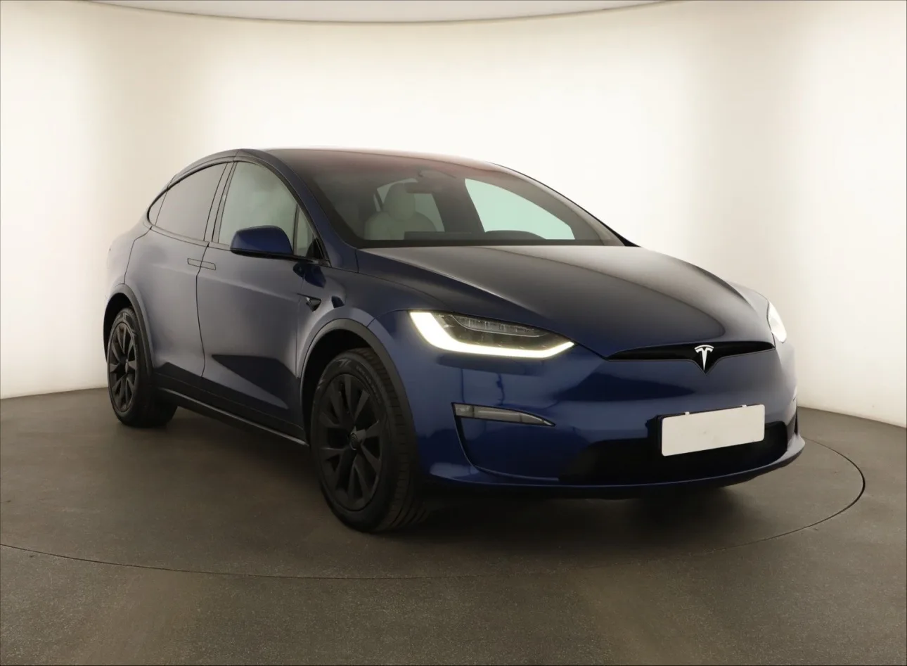 Tesla Model X Dual Motor, Foto 1 von 33