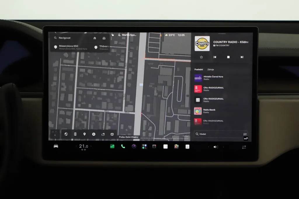 Tesla Model X Dual Motor, Foto 19 von 33