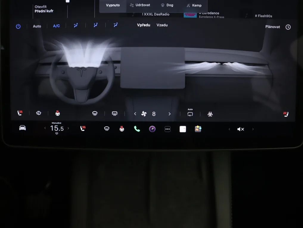 Tesla Model Y Long Range AWD, Foto 22 von 29