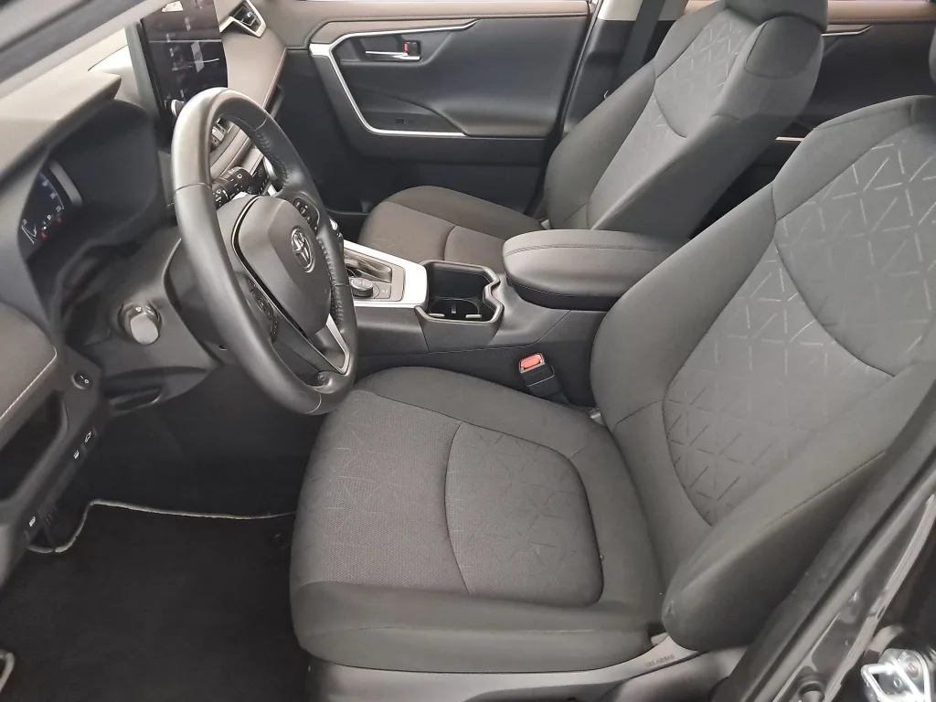 Toyota RAV4 2.5 Hybrid AWD-i, Foto 3 von 21