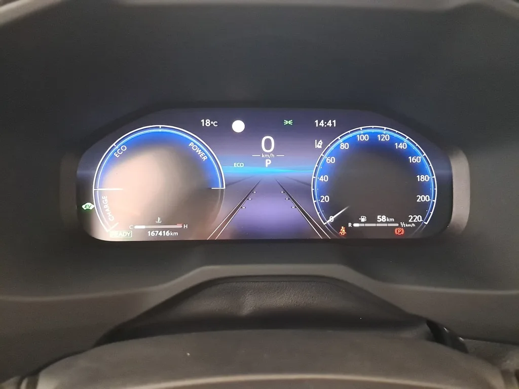 Toyota RAV4 2.5 Hybrid AWD-i, Foto 14 von 21