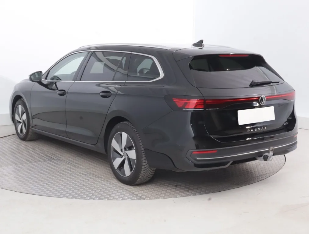 Volkswagen Passat 1.5 eTSI, Foto 4 von 21