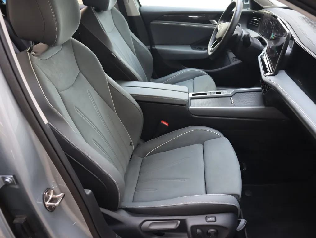 Volkswagen Passat 1.5 eTSI, Foto 11 von 30
