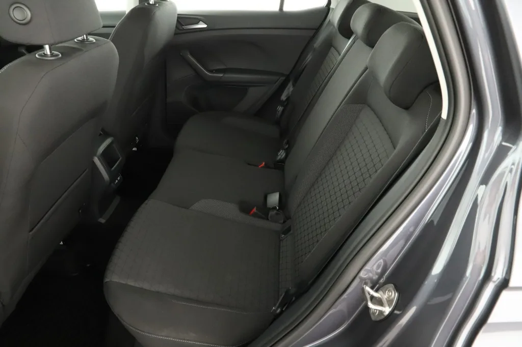 Volkswagen T-Cross 1.0 TSI, Foto 13 von 19