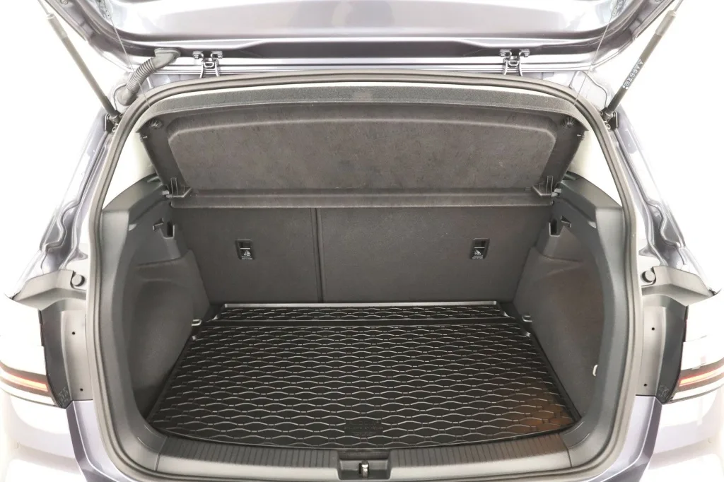 Volkswagen T-Cross 1.0 TSI, Foto 16 von 19