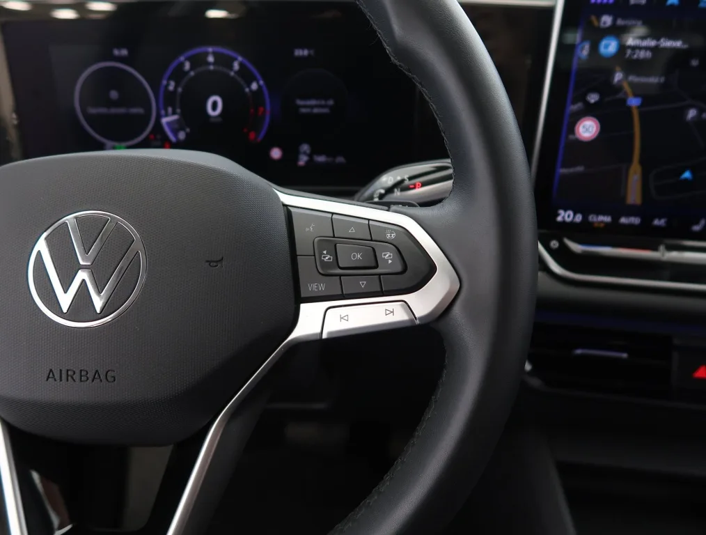 Volkswagen Tiguan 1.5 eTSI, Foto 30 von 34
