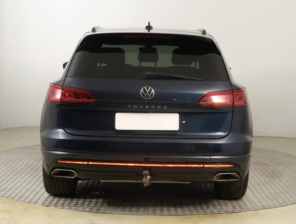 Volkswagen Touareg 3.0 TDI 4MOTION, Foto 9 von 32