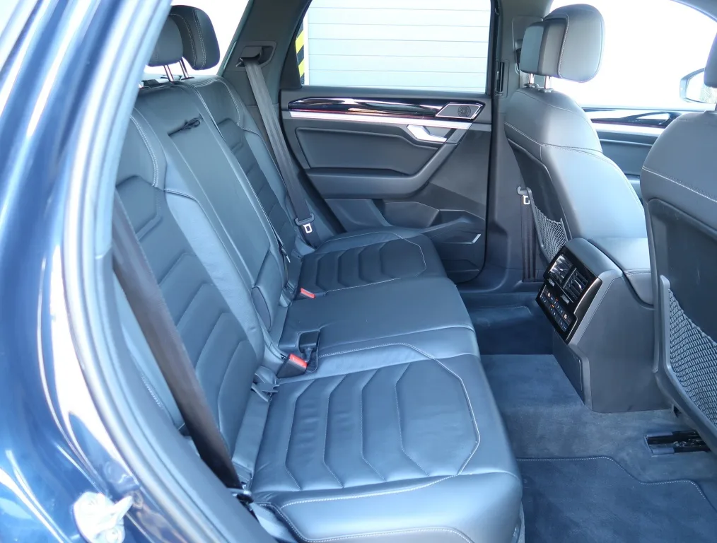 Volkswagen Touareg 3.0 TDI 4MOTION, Foto 12 von 32