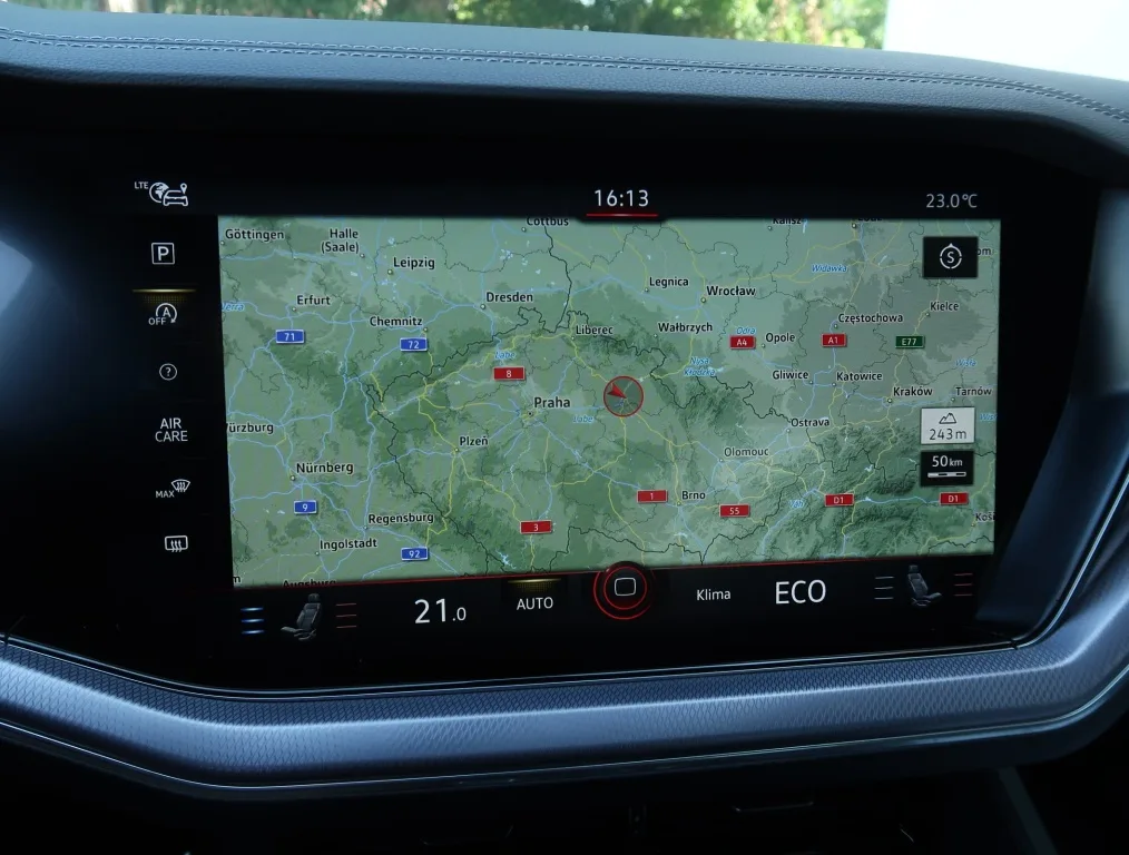 Volkswagen Touareg 3.0 TDI 4MOTION, Foto 24 von 32