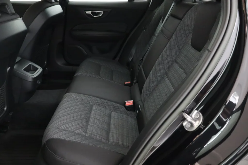 Volvo V60 B3, Foto 13 von 21