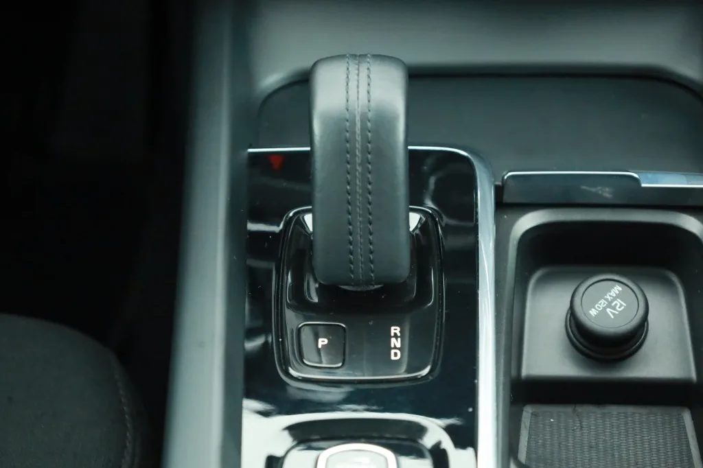 Volvo XC60 B5 AWD, Foto 21 von 26