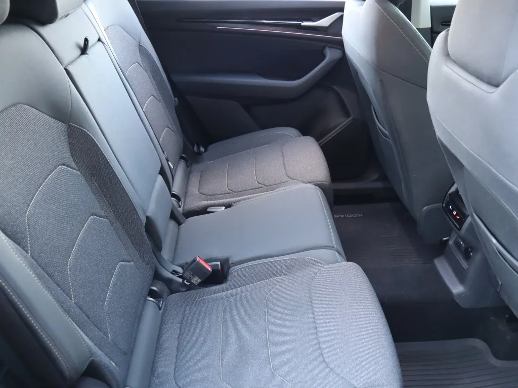 Škoda Kodiaq 2.0 TDI 4x4, Foto 12 von 25